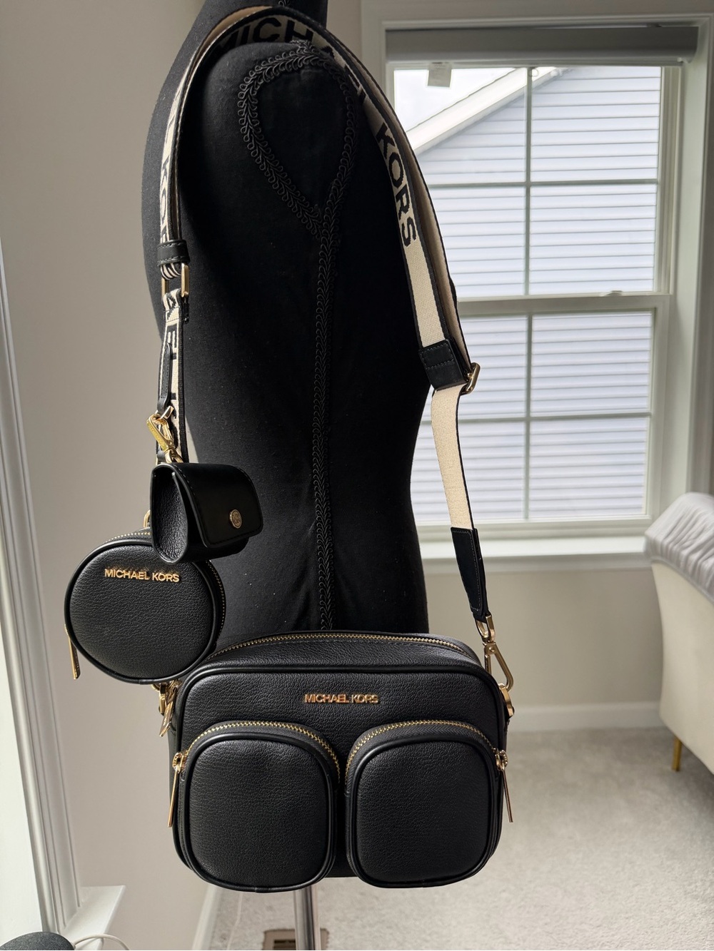Michael Kors Black Utility Crossbody Bag Logo Strap Gold Hardware Multi Pocket